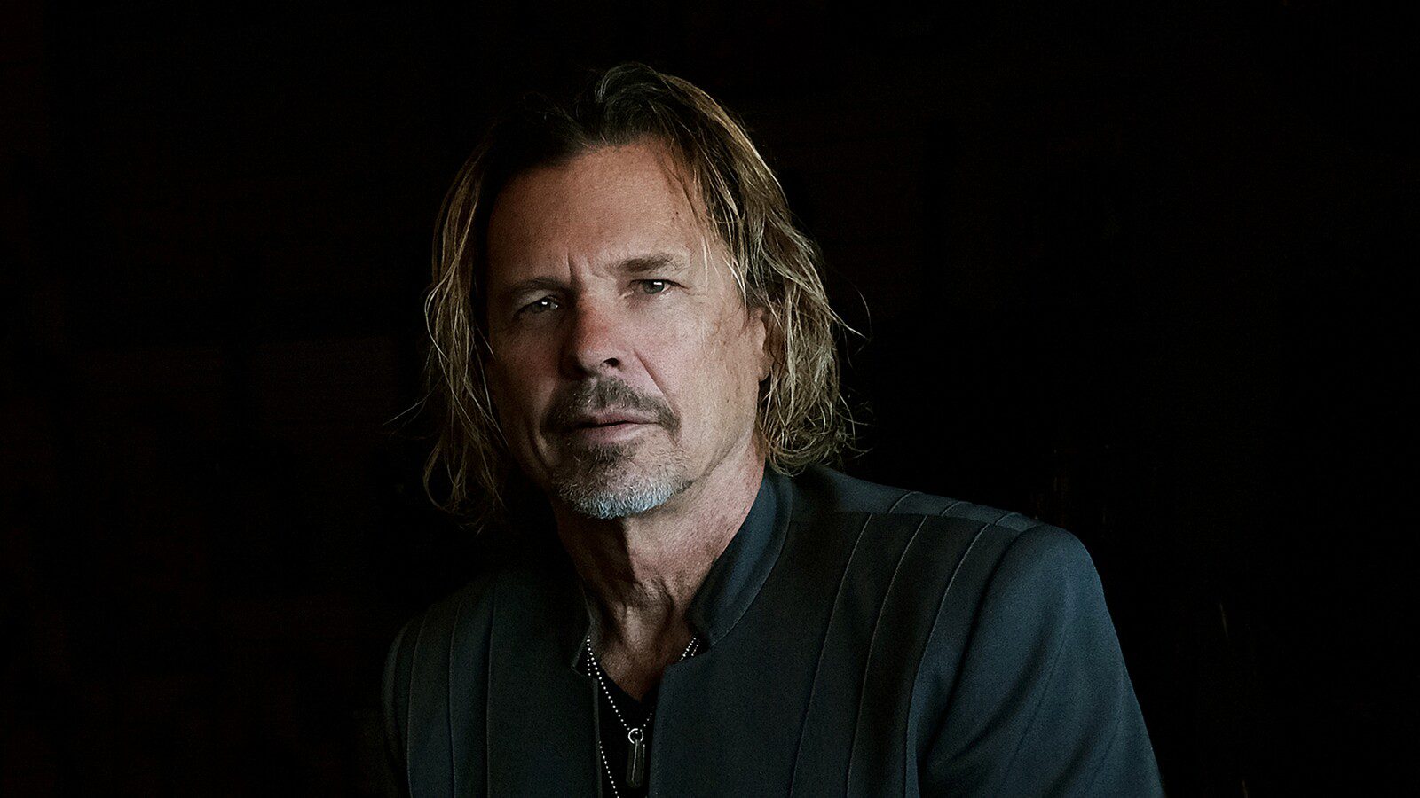 Award-winning songwriter Jeffrey Steele