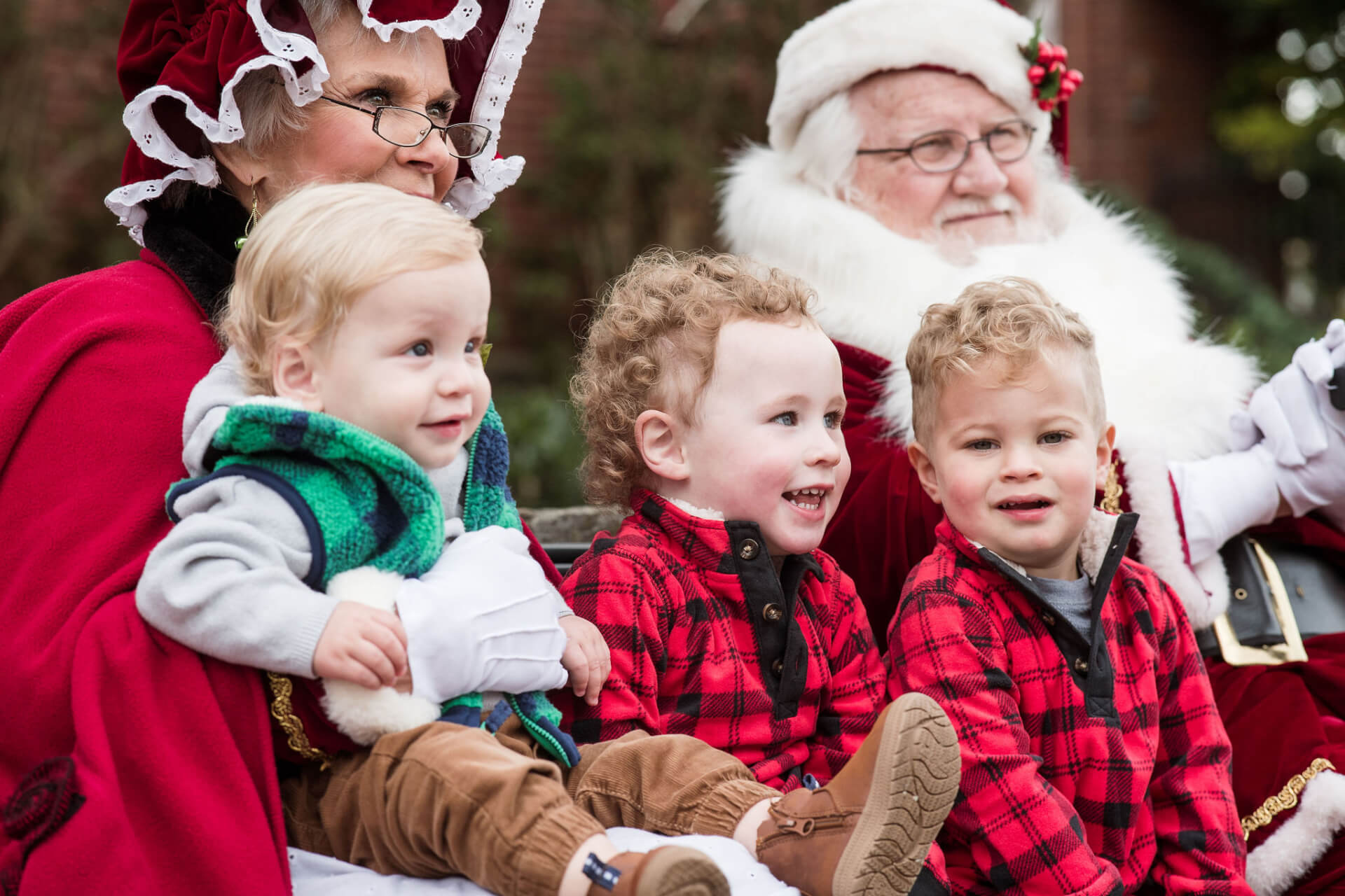 Dickens of a Christmas Festival Downtown Franklin, TN 2 Photo Credit Kris Rae.