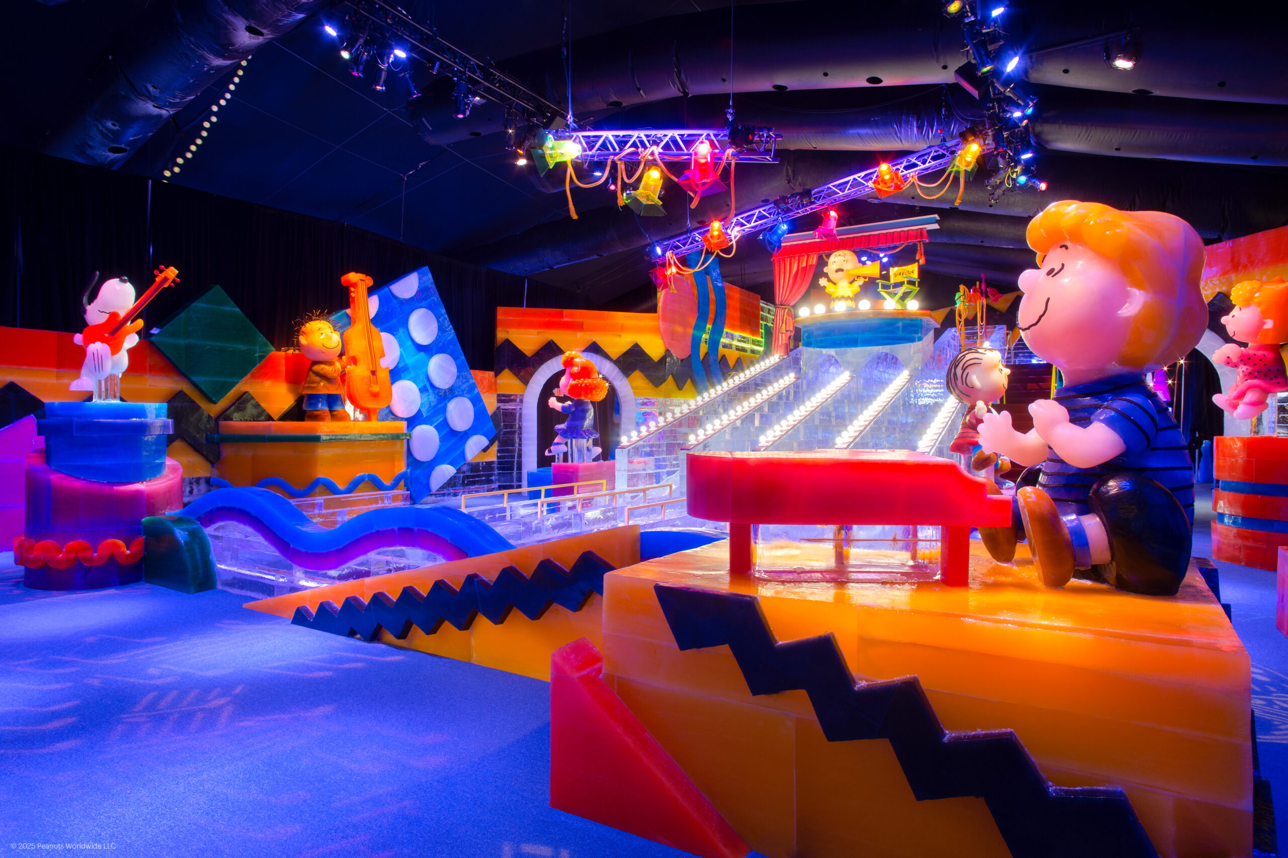 Gaylord Opryland Annual A Country Christmas Nashville, TN Peanuts Slide Room1 Ice featuring A Charlie Brown Christmas