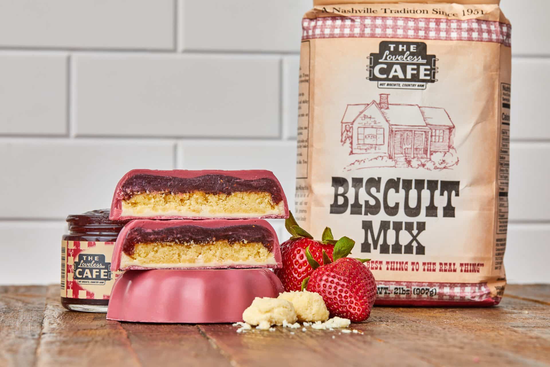 The Loveless Cafe Nashville restaurant biscuits & Jam Premium Goo Goo.