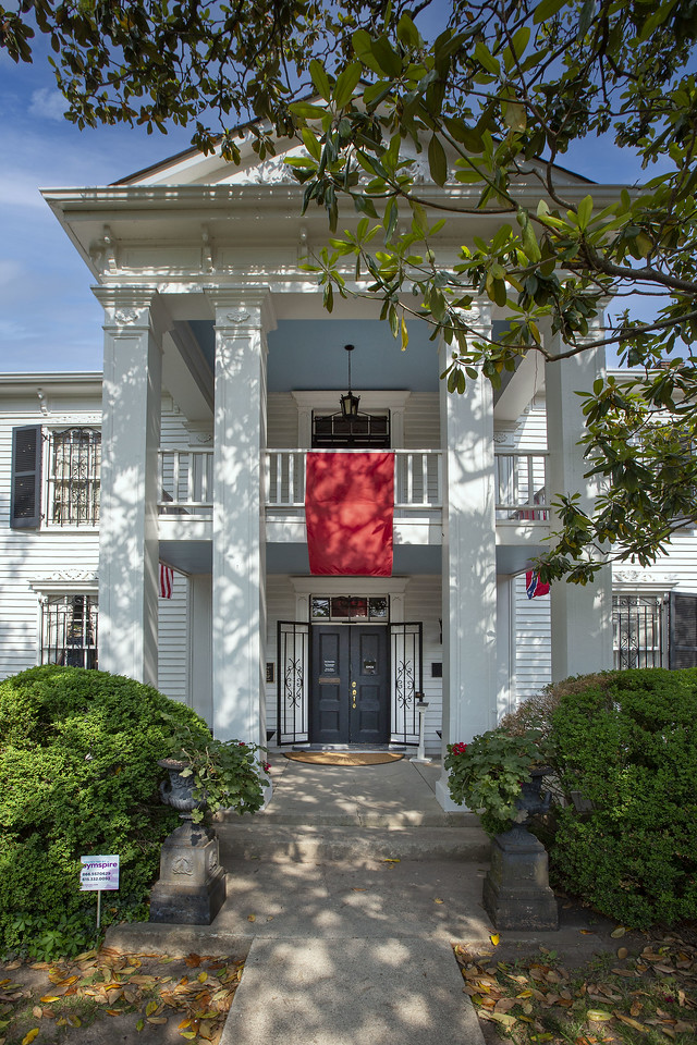 Lotz House in downtown Franklin, TN.