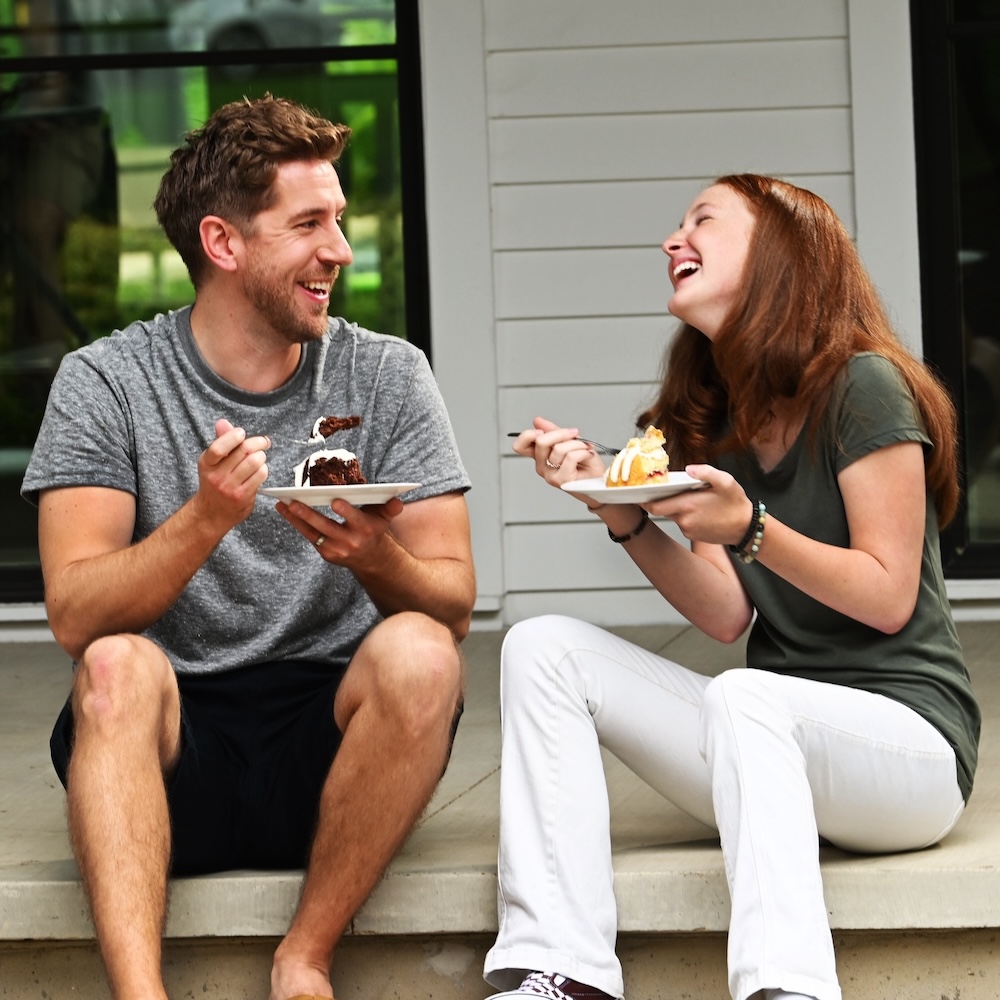 Nothing Bundt Cakes Franklin and Brentwood_Father's Day Lifestyle.