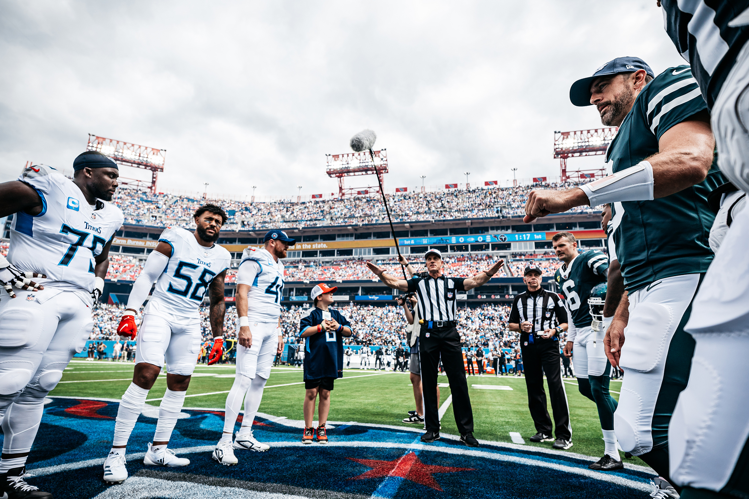 2025 Tennessee-Titans-Kids-Captain-Contest. NASHVILLE, TN - photo of 2024.09.15 - Titans vs Jets.